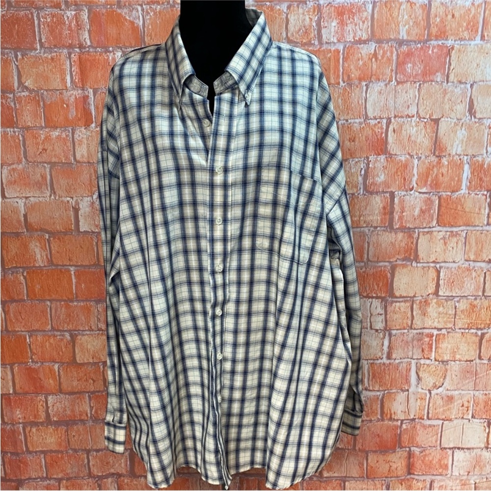 Van Heusen Men's Blue Plaid Button Down Shirt